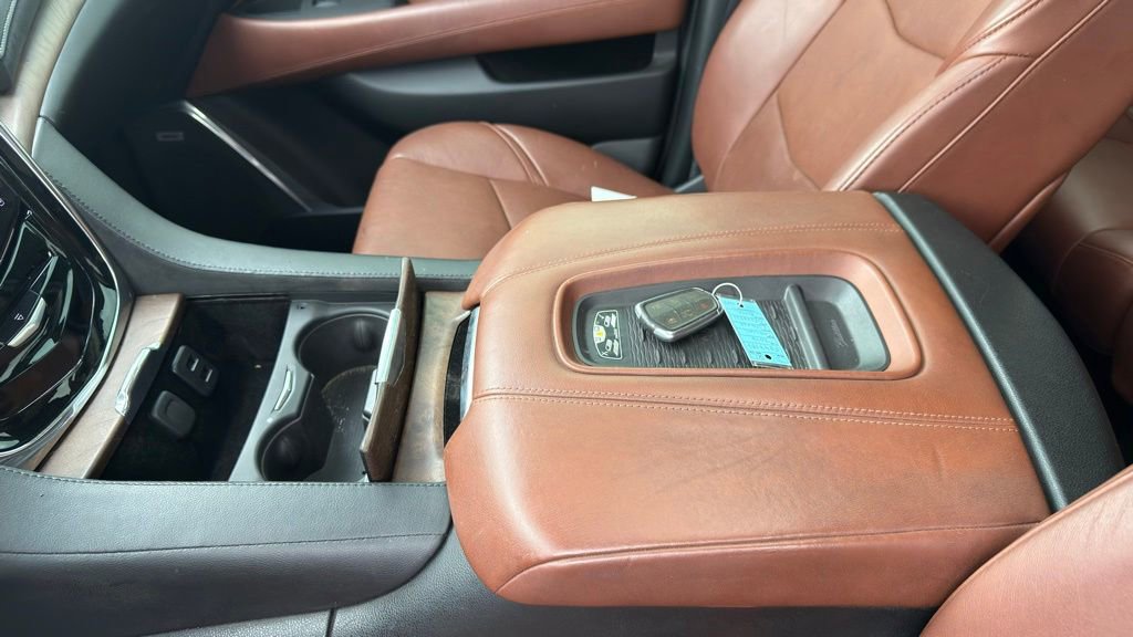 Used 2016 Cadillac Escalade Premium AWD/4WD image 15