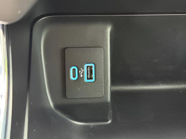 Used 2022 Ford F150 XLT w/ Equipment Group 302A High AWD/4WD image 14