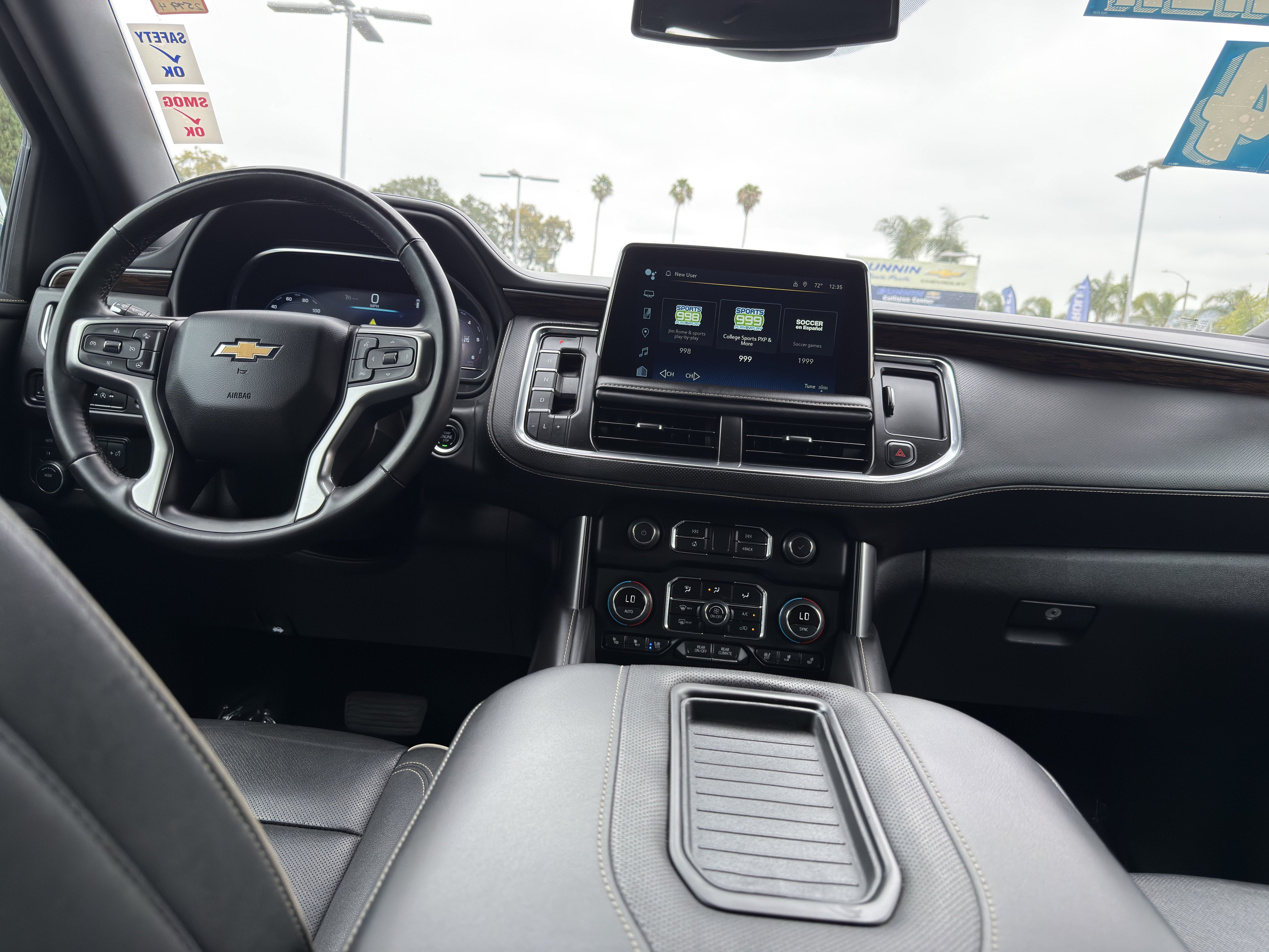 Used 2024 Chevrolet Suburban Premier AWD/4WD image 23