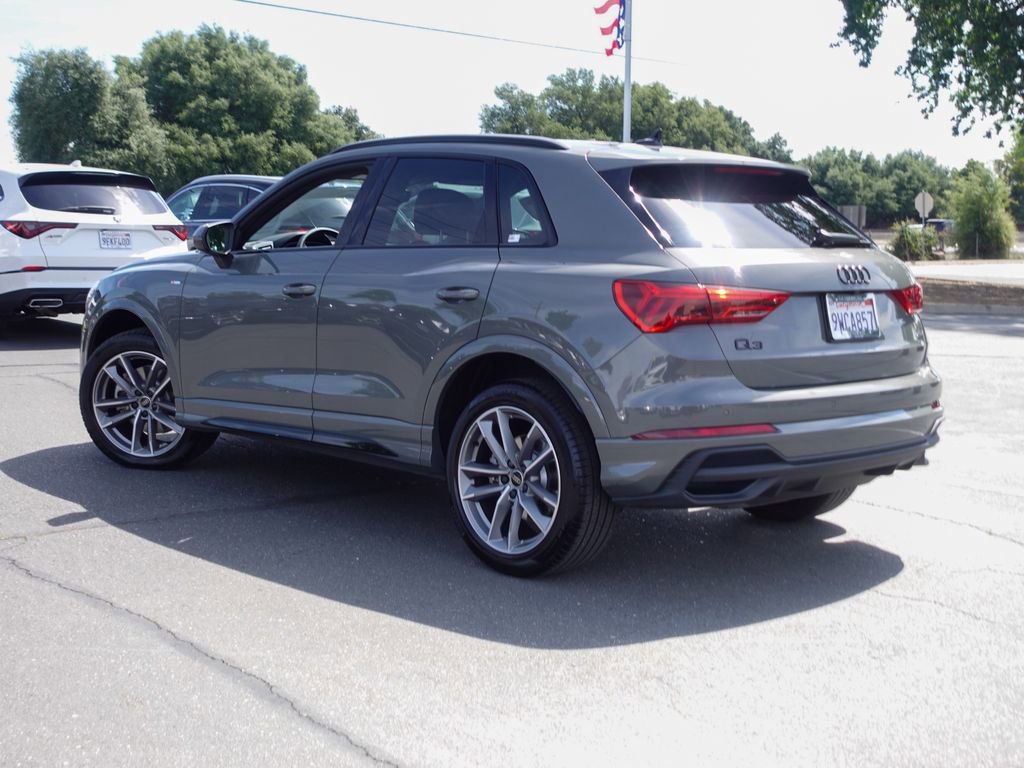 Used 2025 Audi Q3 2.0T Premium w/ Convenience Package image 9