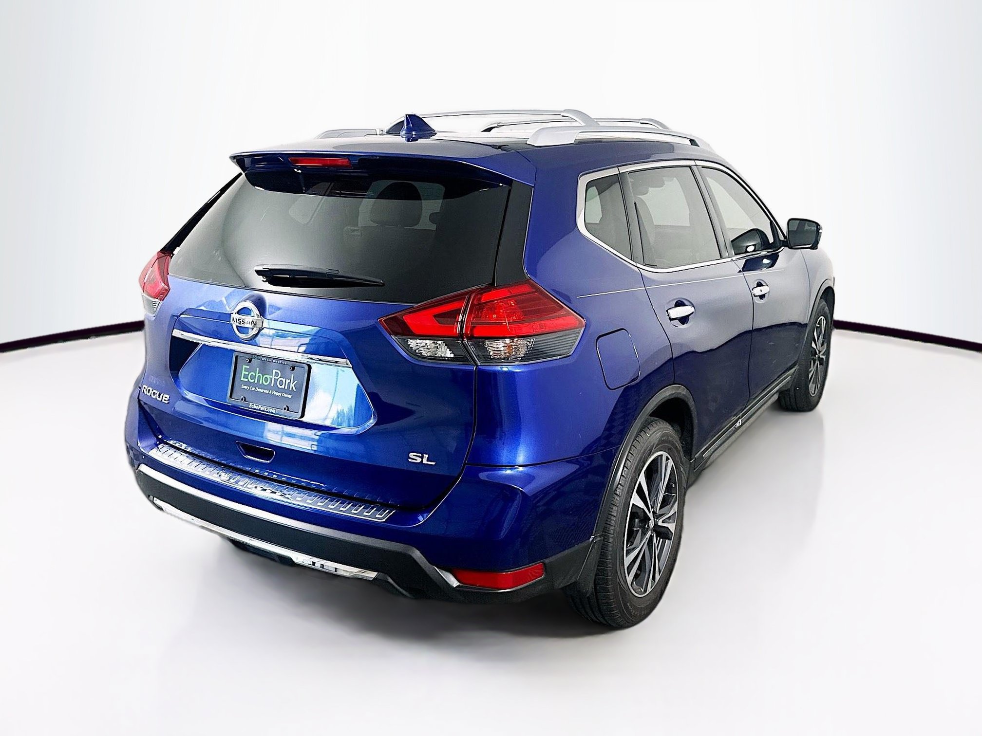 Used 2017 Nissan Rogue SL FWD image 9