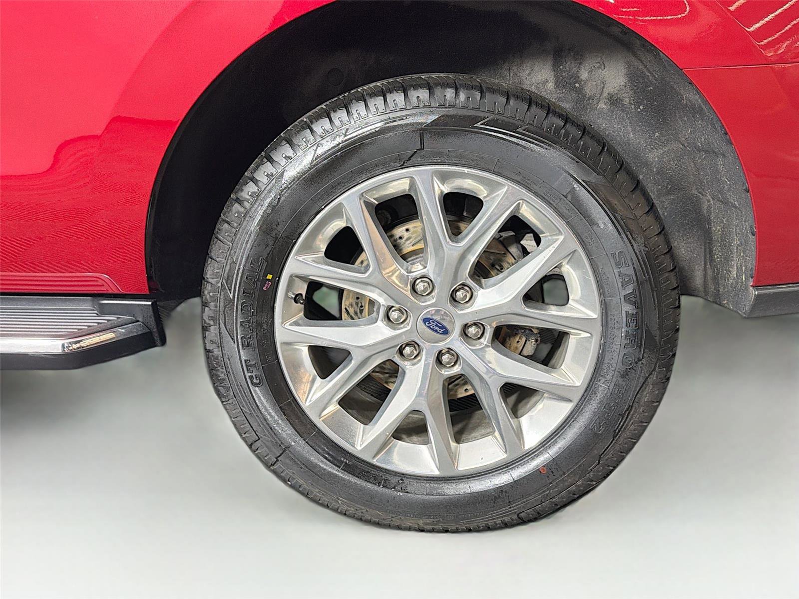 Used 2020 Ford Expedition XLT w/ Equipment Group 202A AWD/4WD image 33