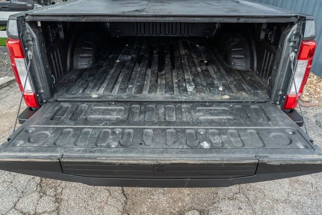 Used 2017 Ford F250 Lariat w/ Lariat Ultimate Package AWD/4WD image 14