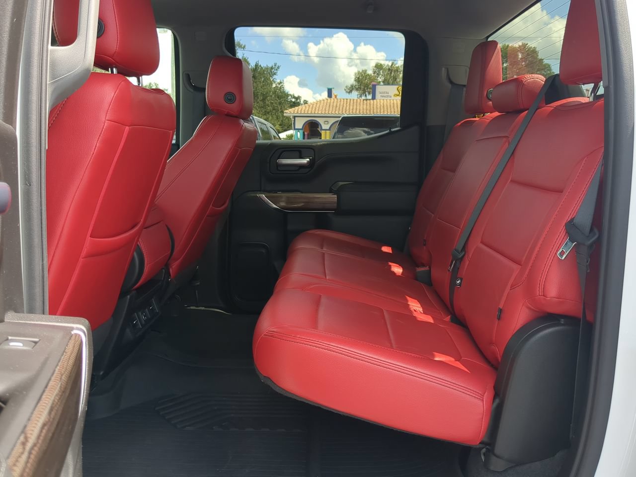 Used 2020 Chevrolet Silverado 1500 LT Trail Boss AWD/4WD image 14