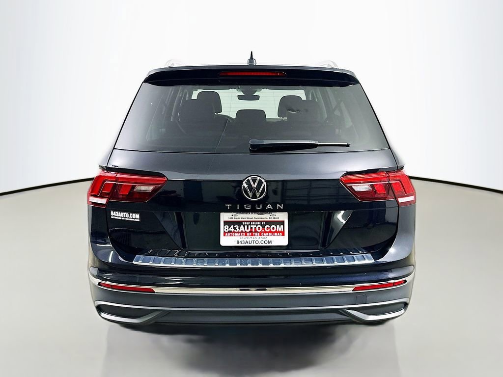 Used 2024 Volkswagen Tiguan Wolfsburg Edition image 6