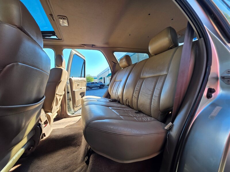 Used 2000 Toyota 4Runner Limited AWD/4WD image 15