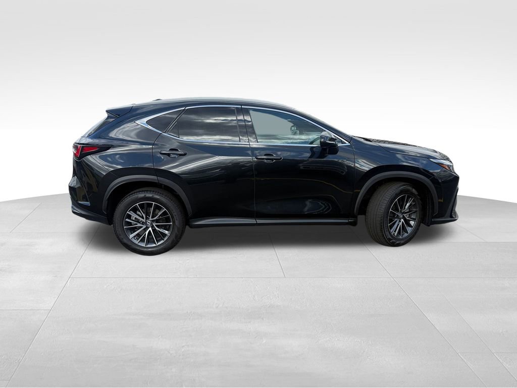 Used 2022 Lexus NX 250 FWD image 9