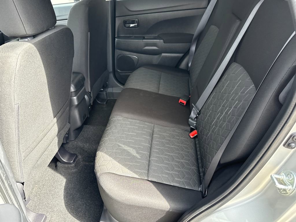 Used 2025 Mitsubishi Outlander Sport ES AWD/4WD image 25