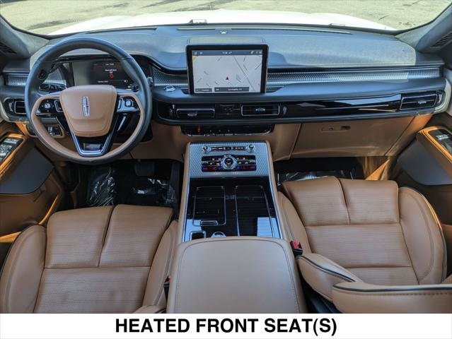 Certified 2023 Lincoln Aviator Black Label Grand Touring w/ Class IV Trailer Tow Package AWD/4WD image 22