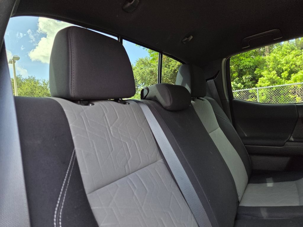 Used 2023 Toyota Tacoma TRD Sport w/ Advanced Technology Package AWD/4WD image 18