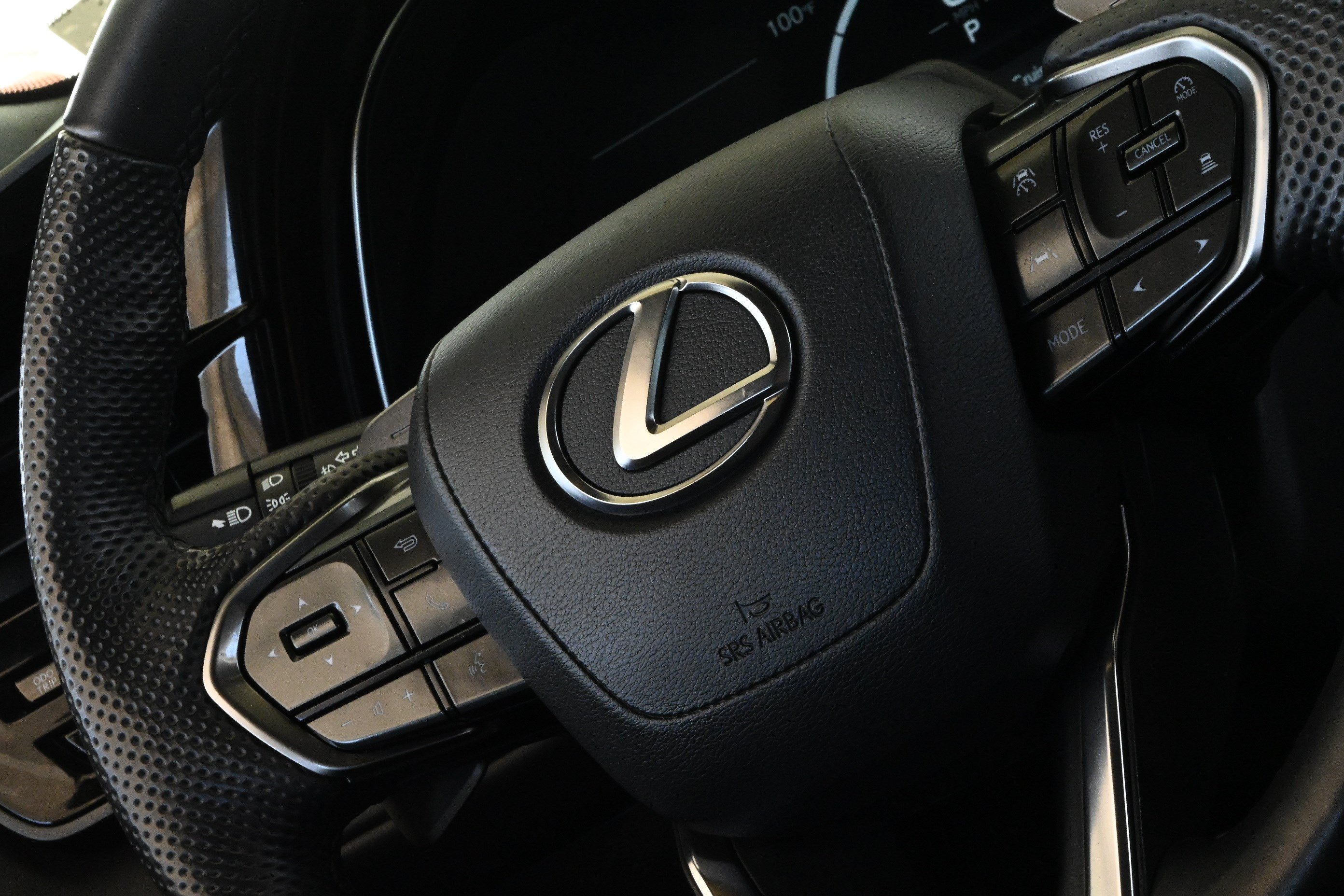 Used 2024 Lexus TX 500h AWD w/ Technology Package image 25