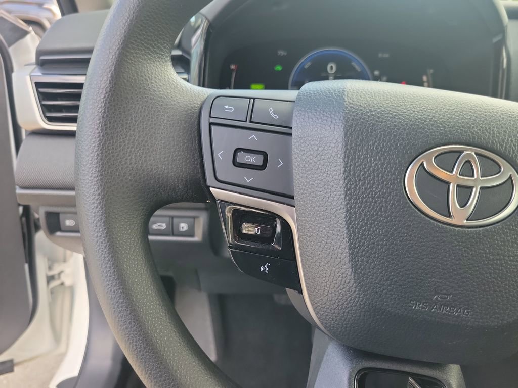 Certified 2025 Toyota Camry LE FWD image 21