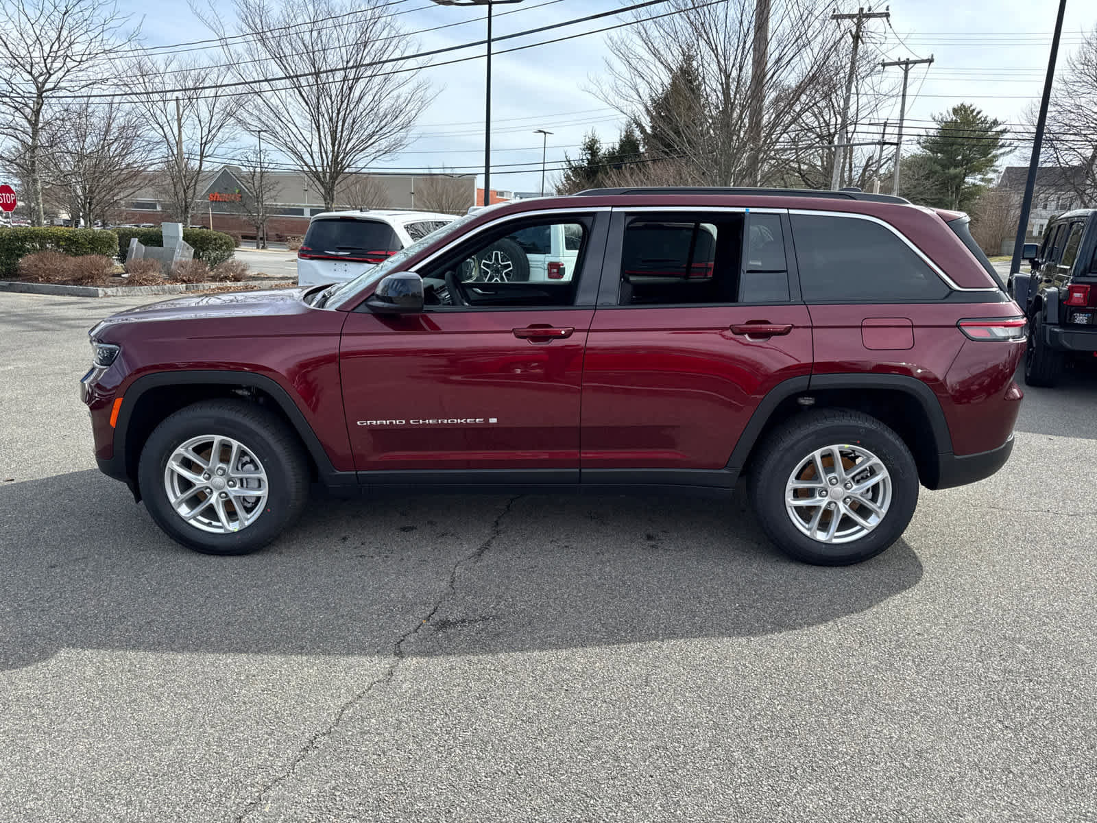 New 2025 Jeep Grand Cherokee Laredo X w/ Trailer Tow Package image 3