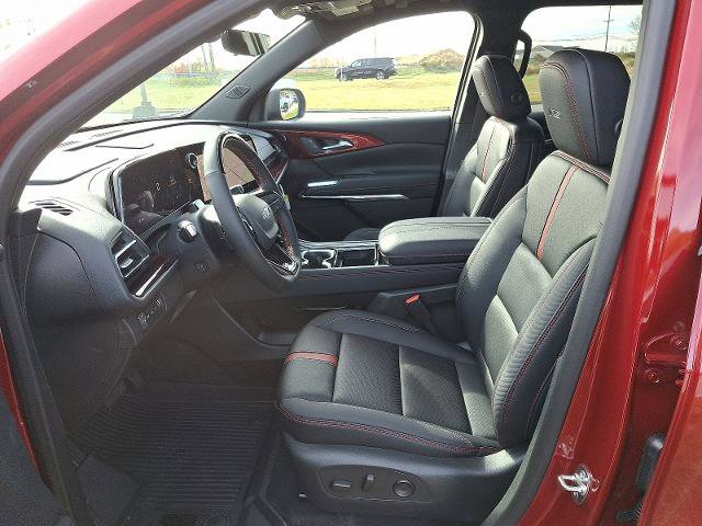 New 2026 Chevrolet Traverse RS w/ LPO, Floor Liner Package image 6