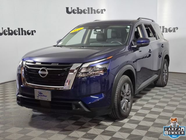 Used 2025 Nissan Pathfinder SV AWD/4WD image 3