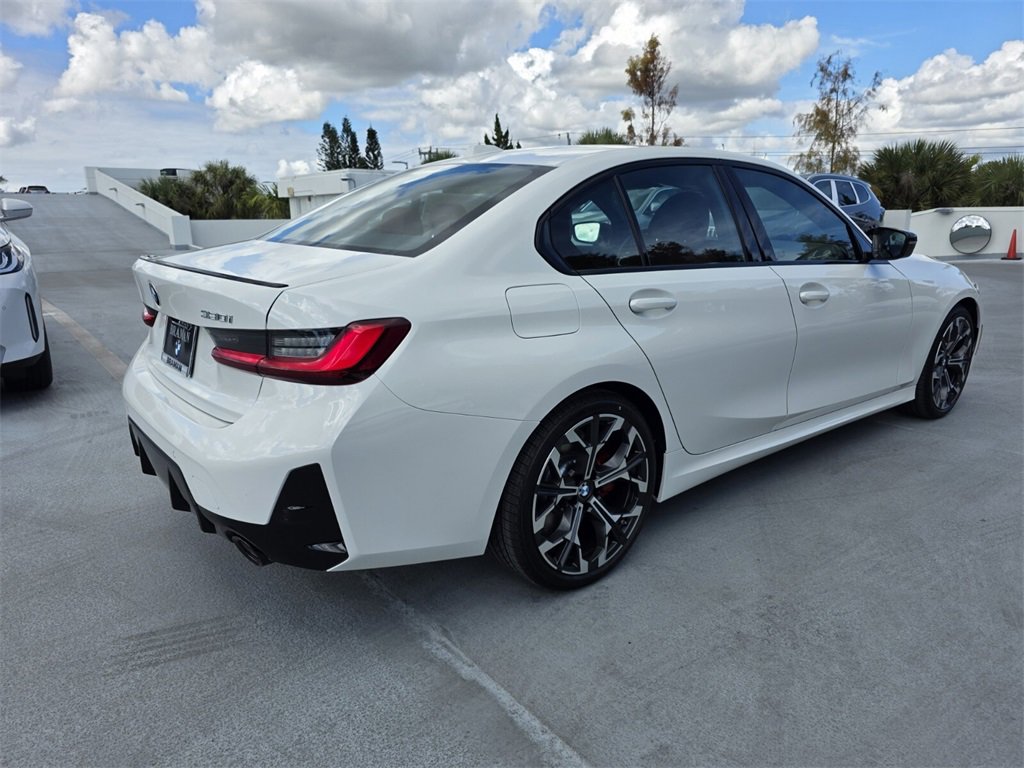 New 2026 BMW 330i Sedan image 4