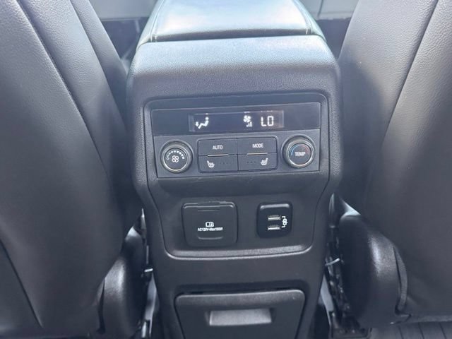 Used 2017 GMC Acadia Denali w/ Technology Package AWD/4WD image 32