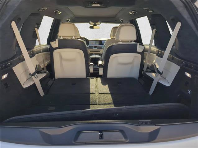 Used 2022 BMW X7 M50i AWD/4WD image 5