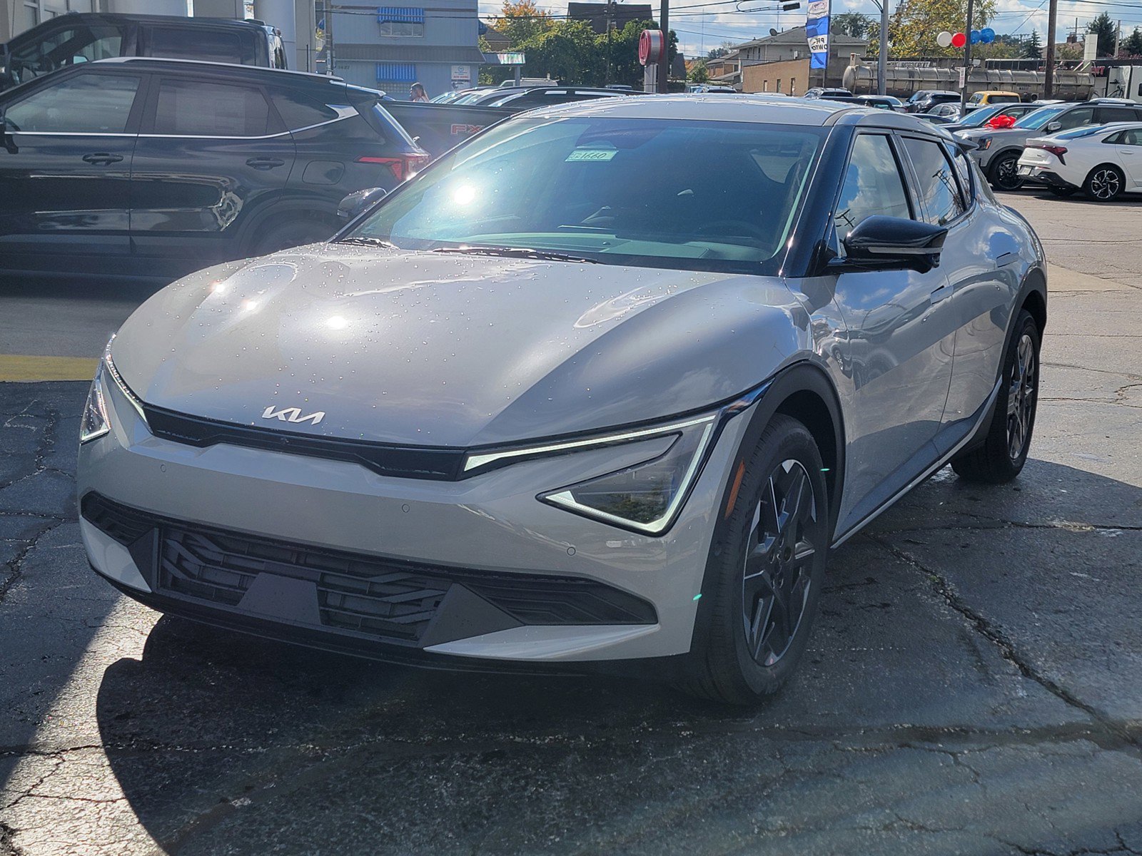 New 2025 Kia EV6 Light w/ Light LR Technology Package image 9