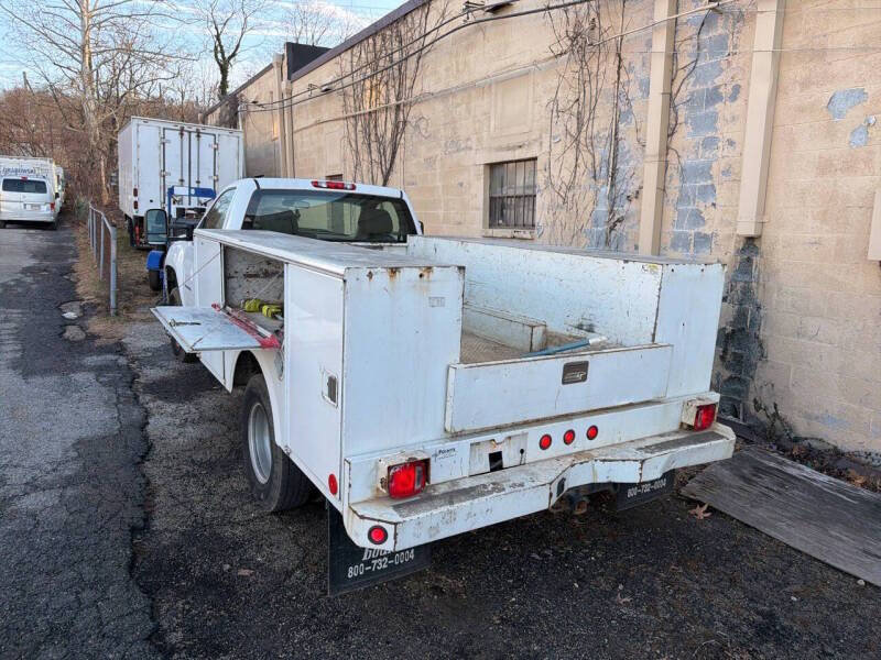 Used 2011 GMC Sierra 3500 W/T w/ Snow Plow Prep Package AWD/4WD image 20