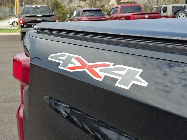 Used 2021 Chevrolet Silverado 1500 Custom image 11