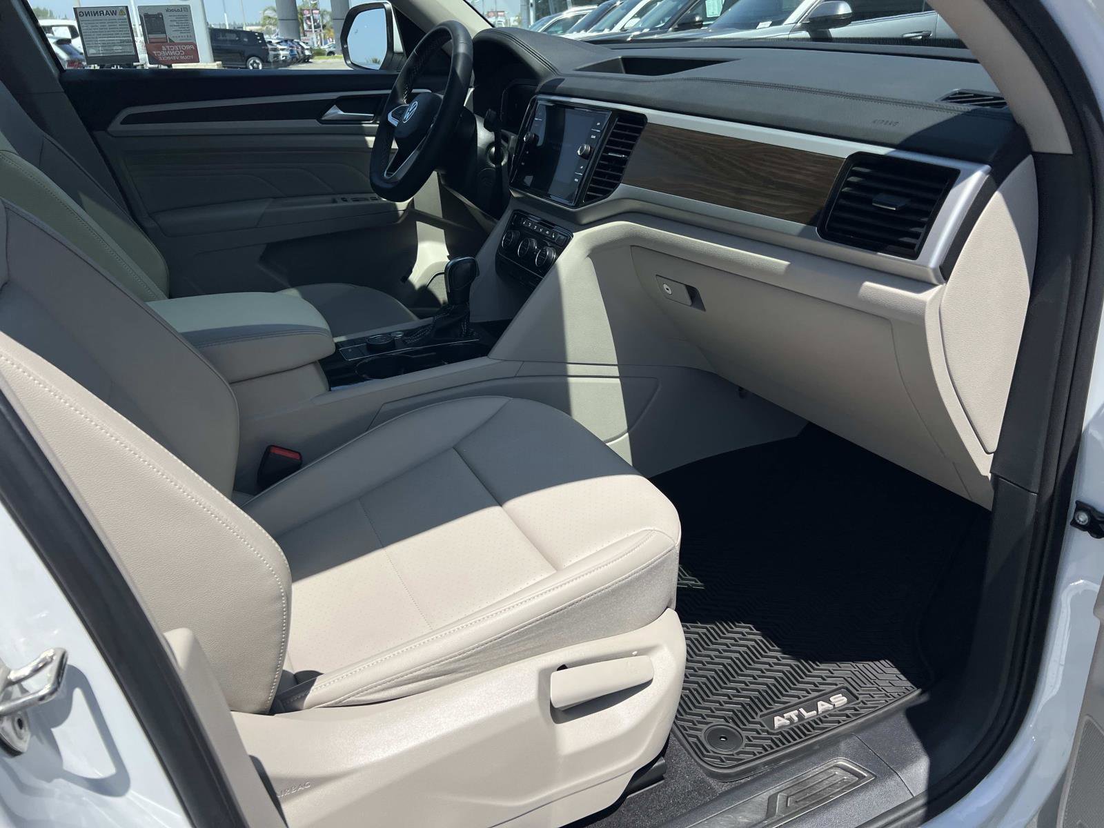 Certified 2022 Volkswagen Atlas SE AWD/4WD image 31