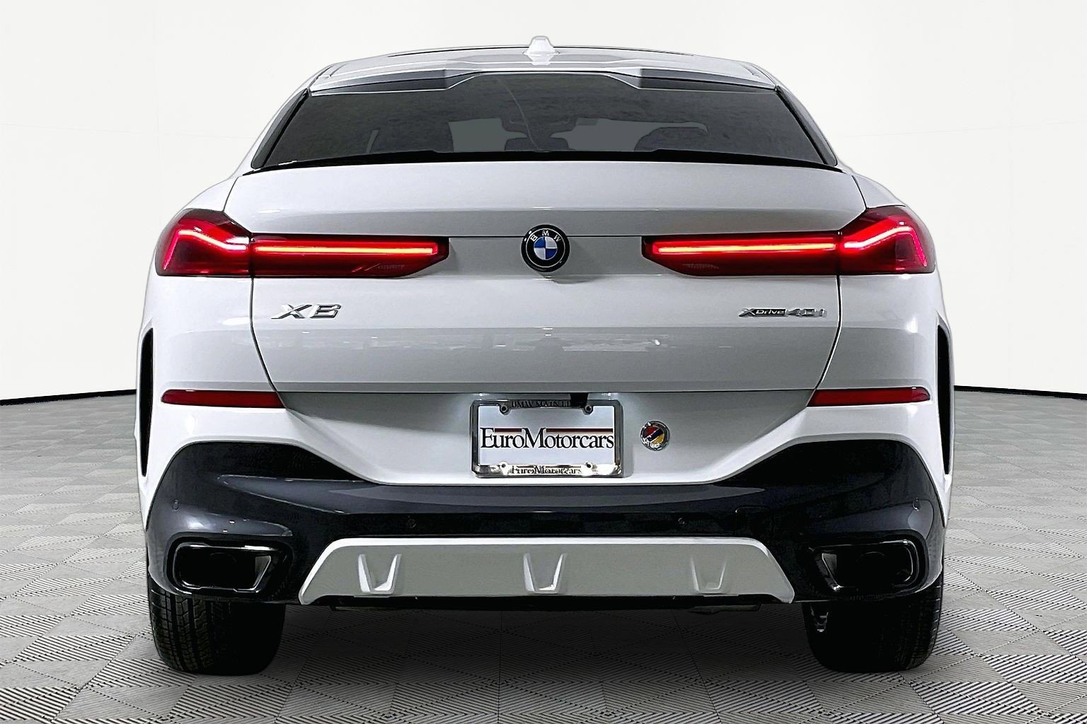 Certified 2026 BMW X6 xDrive40i AWD/4WD image 7