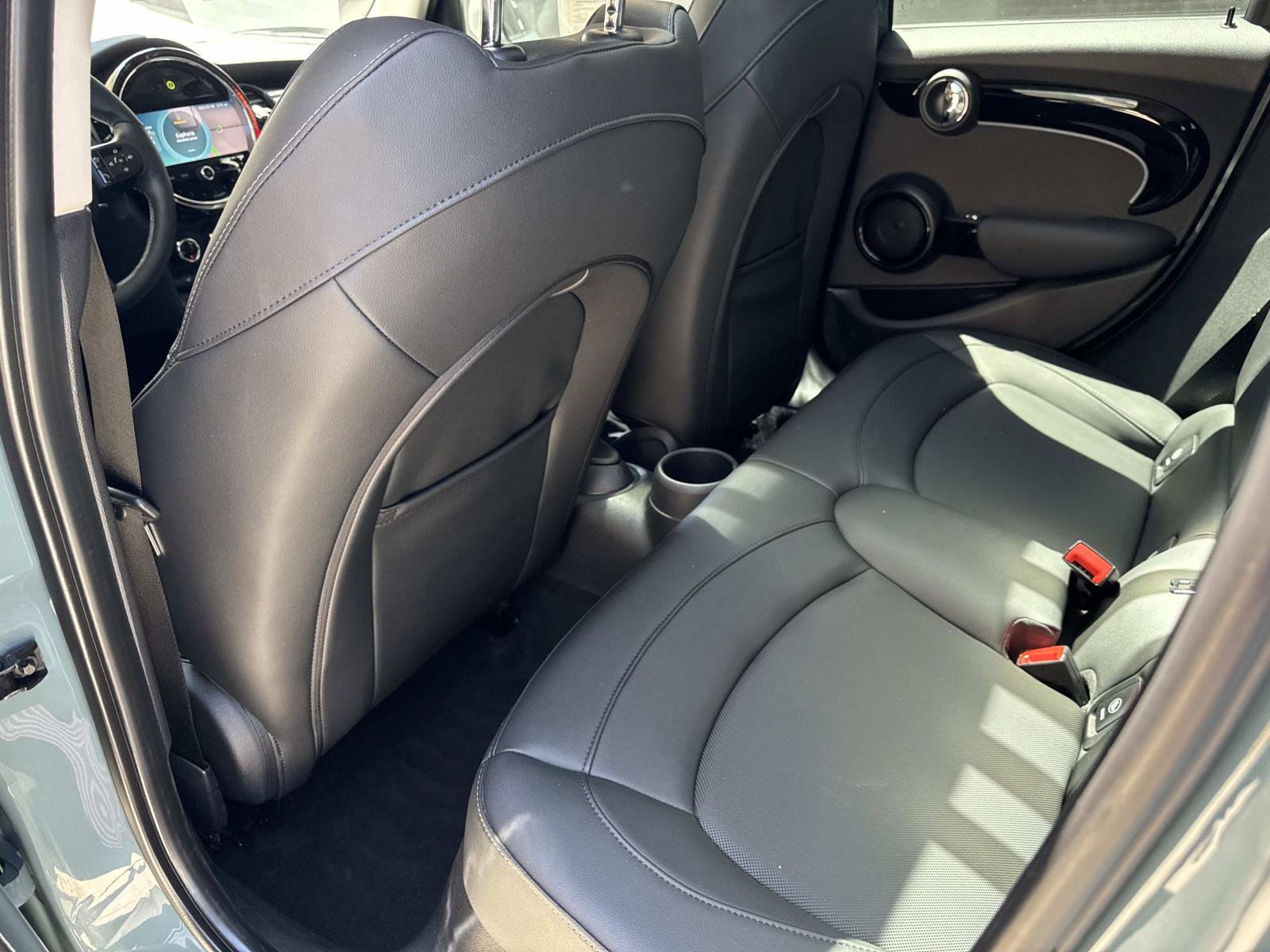 Certified 2023 MINI Cooper S w/ Multitone Edition FWD image 9