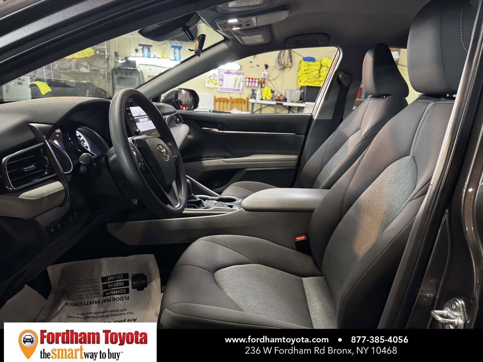 Used 2023 Toyota Camry LE AWD/4WD image 17