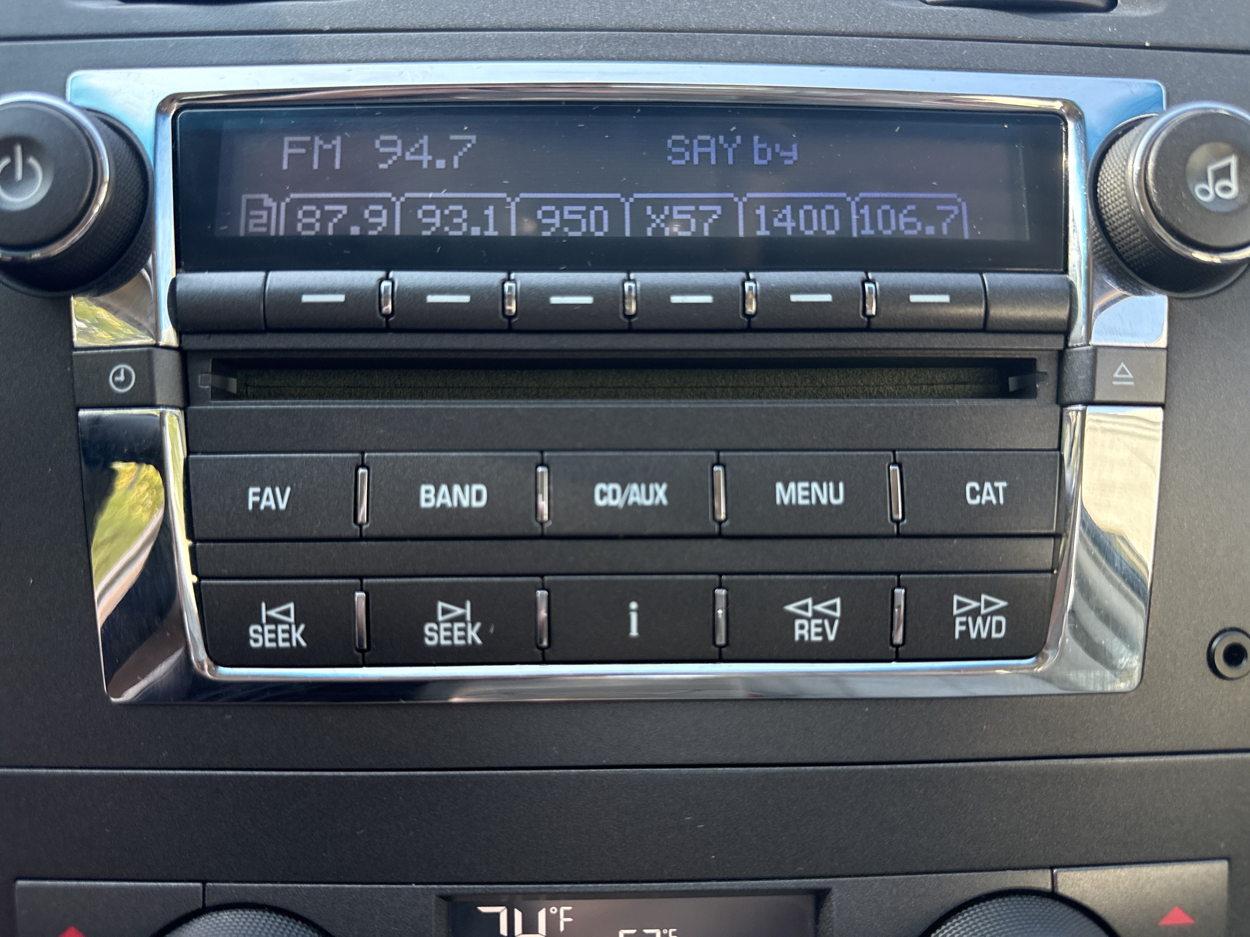 Used 2009 Cadillac DTS w/ Trunk Convenience Package FWD image 26