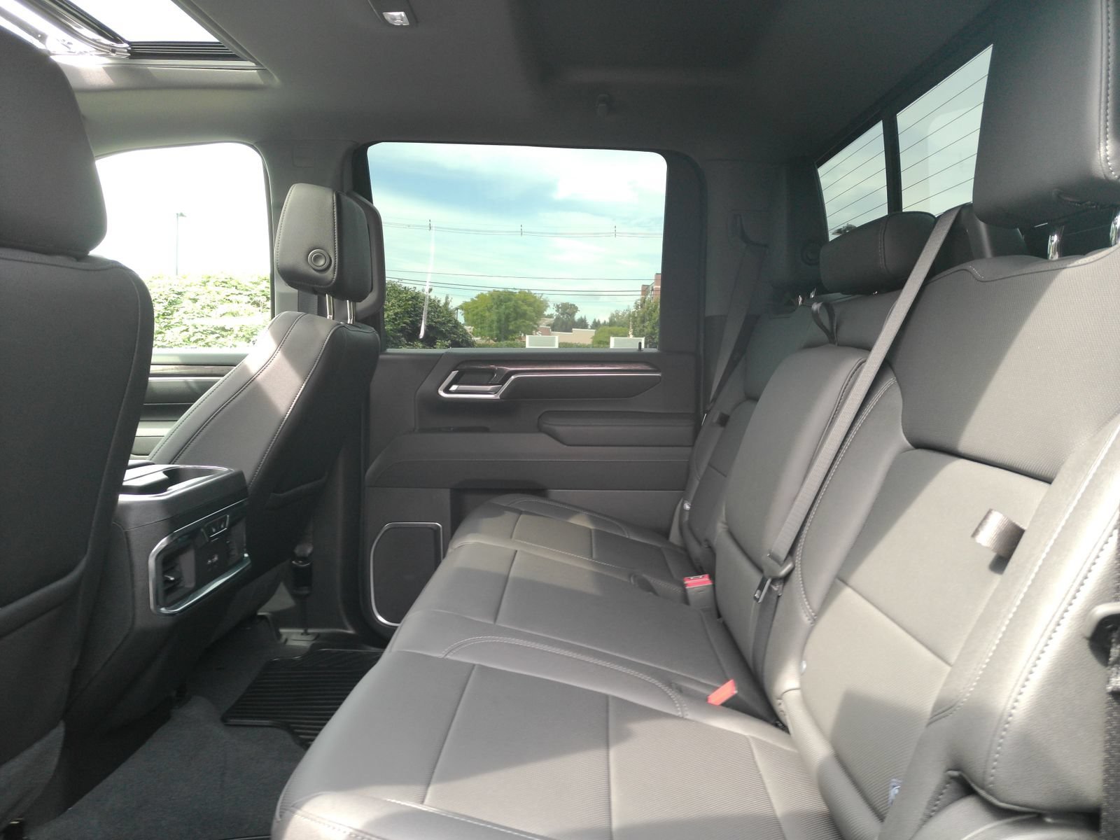 Certified 2025 Chevrolet Silverado 2500 LTZ w/ Trail Boss Package AWD/4WD image 12