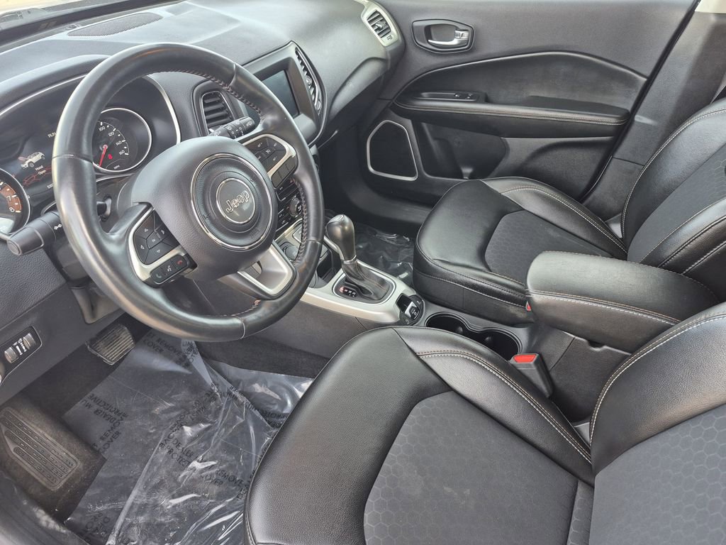 Used 2019 Jeep Compass Latitude w/ Popular Equipment Group image 11