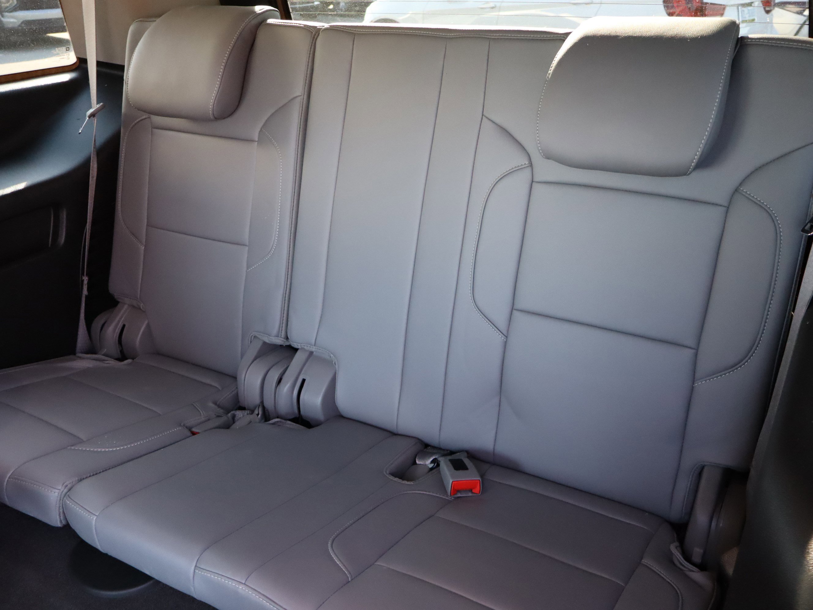 Used 2016 Chevrolet Tahoe LT RWD image 32