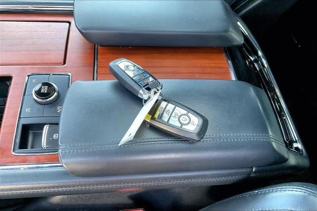 Used 2022 Lincoln Navigator Reserve AWD/4WD image 33