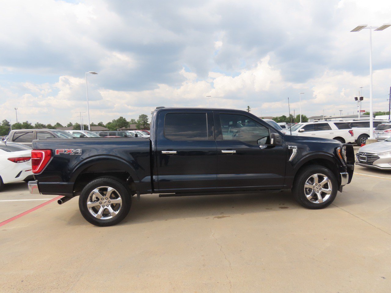 Used 2022 Ford F150 XLT w/ Equipment Group 302A High AWD/4WD image 10