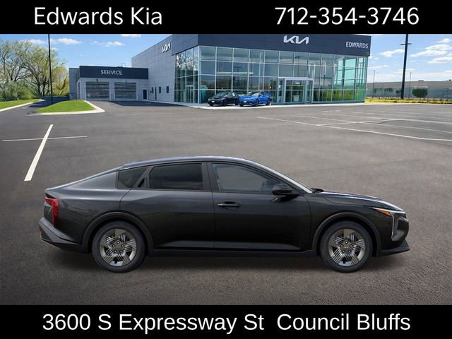 New 2026 Kia K4 FWD image 8