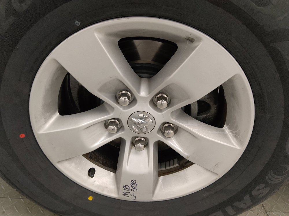Used 2021 RAM 1500 Classic SLT RWD image 31