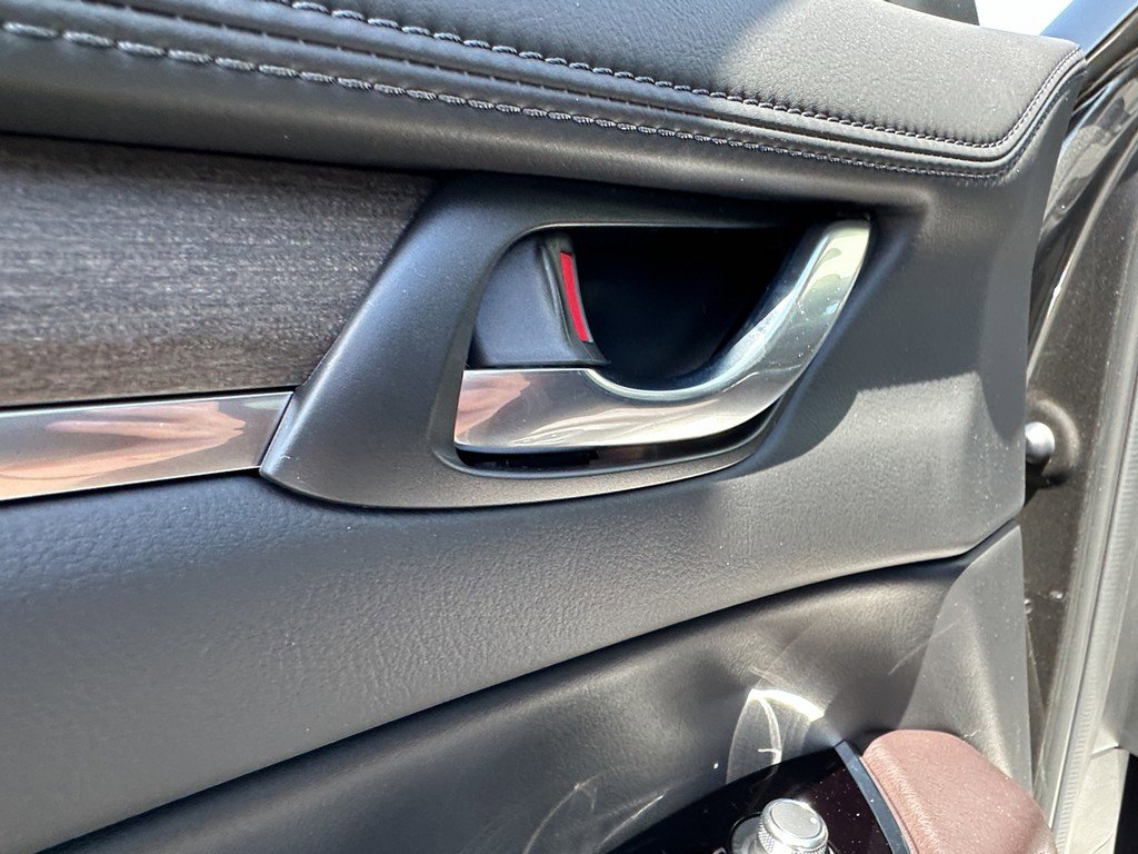New 2025 MAZDA CX-5 Signature AWD/4WD image 17