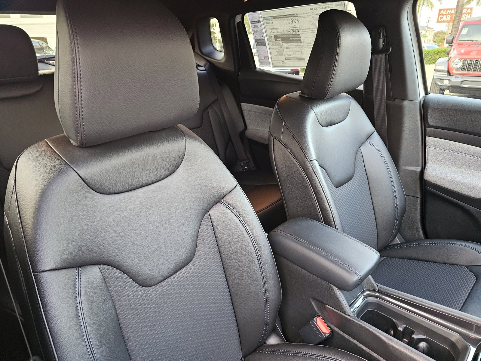 New 2026 Jeep Compass Latitude image 27