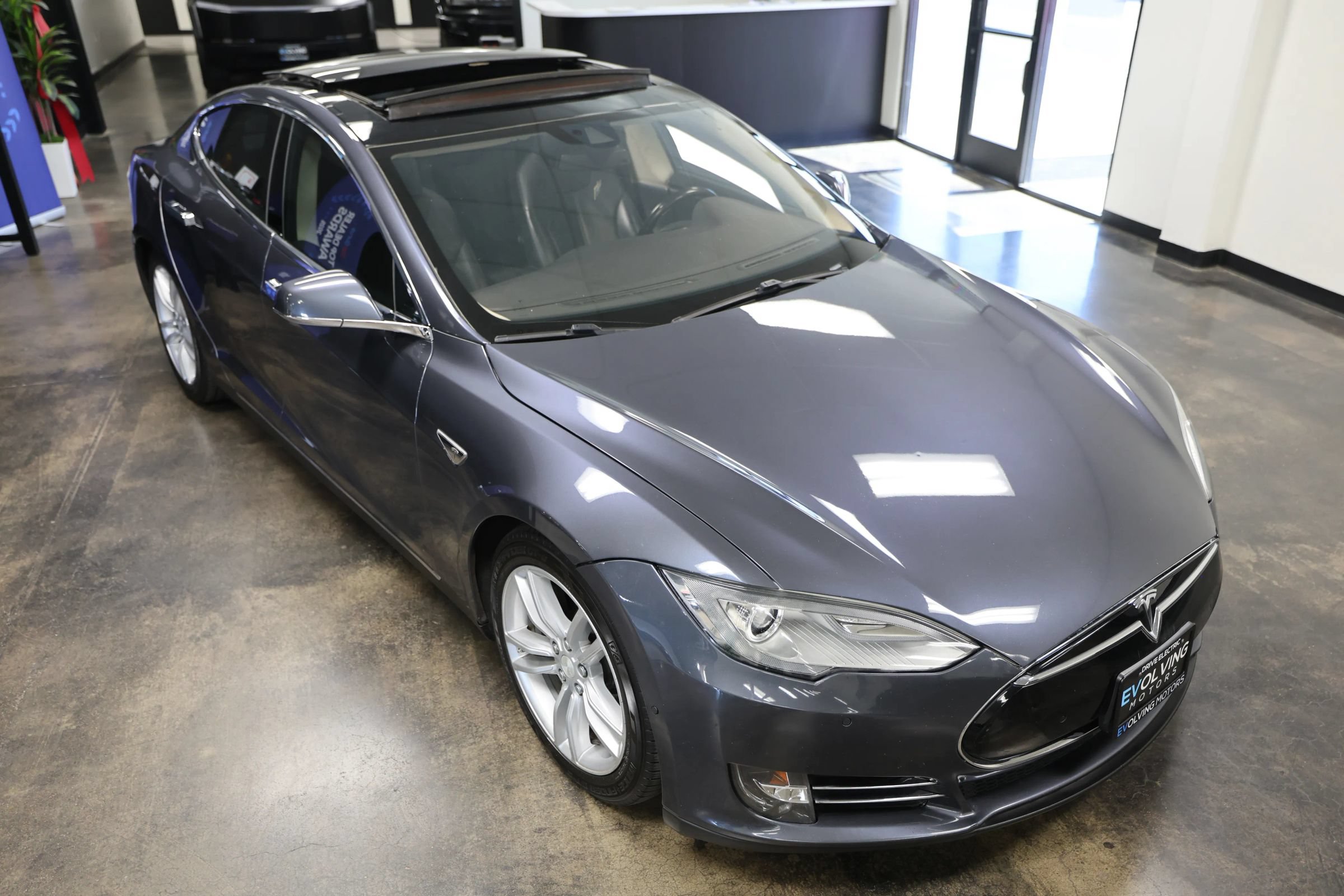 Used 2015 Tesla Model S 85D AWD/4WD image 12