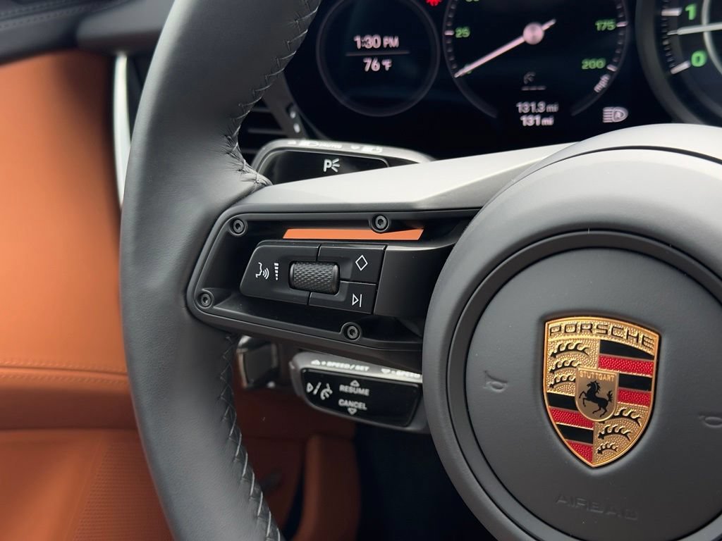 Used 2024 Porsche 911 Carrera S RWD image 19