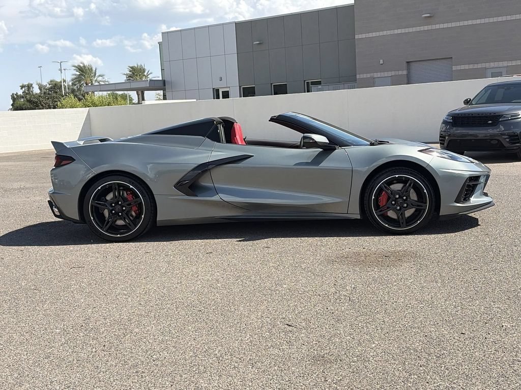 Used 2024 Chevrolet Corvette Stingray Premium Conv w/ Z51 Performance Package RWD image 6