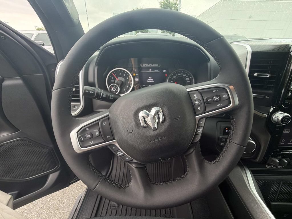 New 2026 RAM 1500 Big Horn AWD/4WD image 7