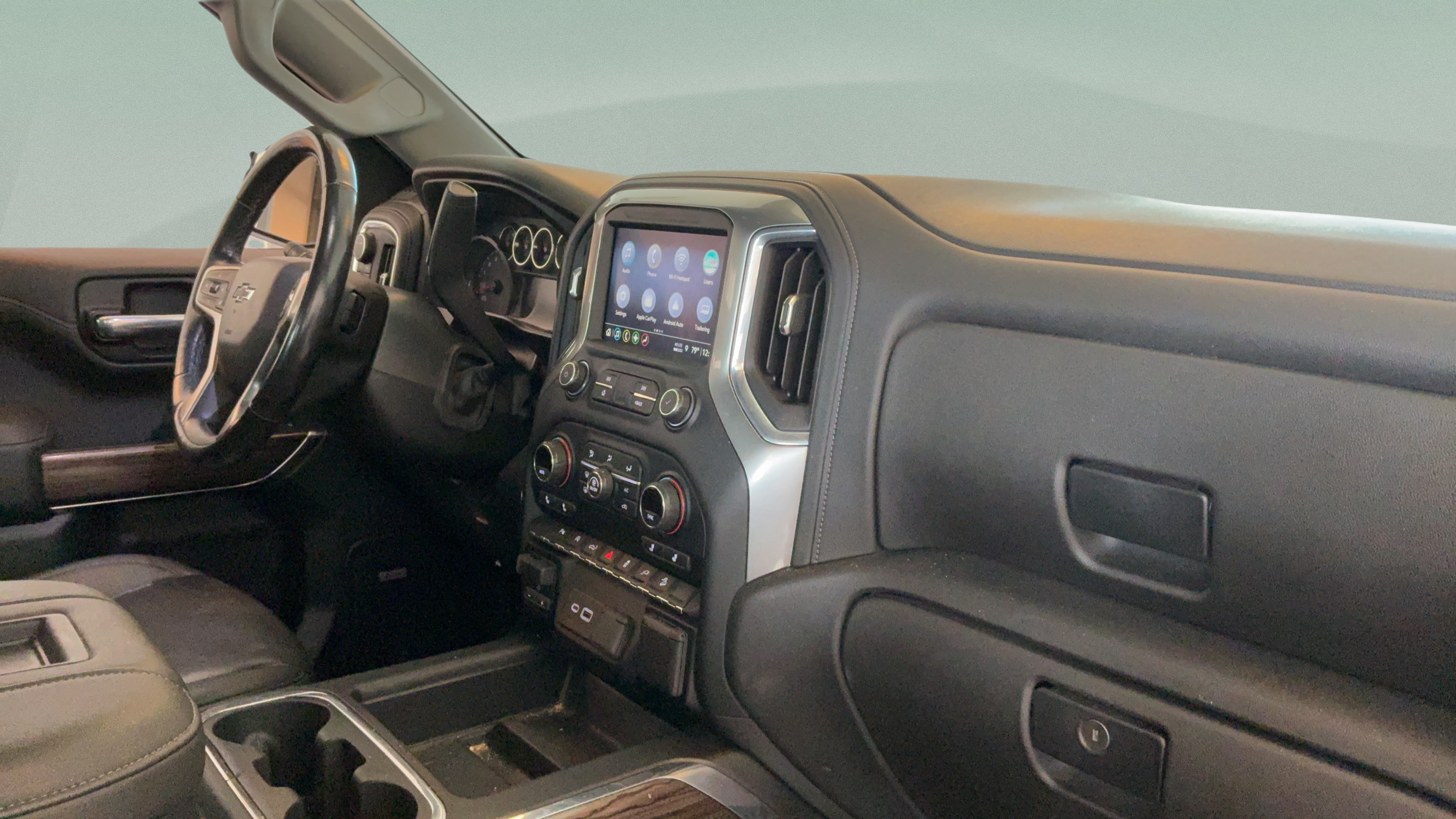 Used 2021 Chevrolet Silverado 1500 LT Trail Boss w/ Convenience Package II AWD/4WD image 37