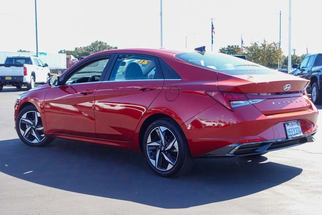 Used 2021 Hyundai Elantra Limited image 9
