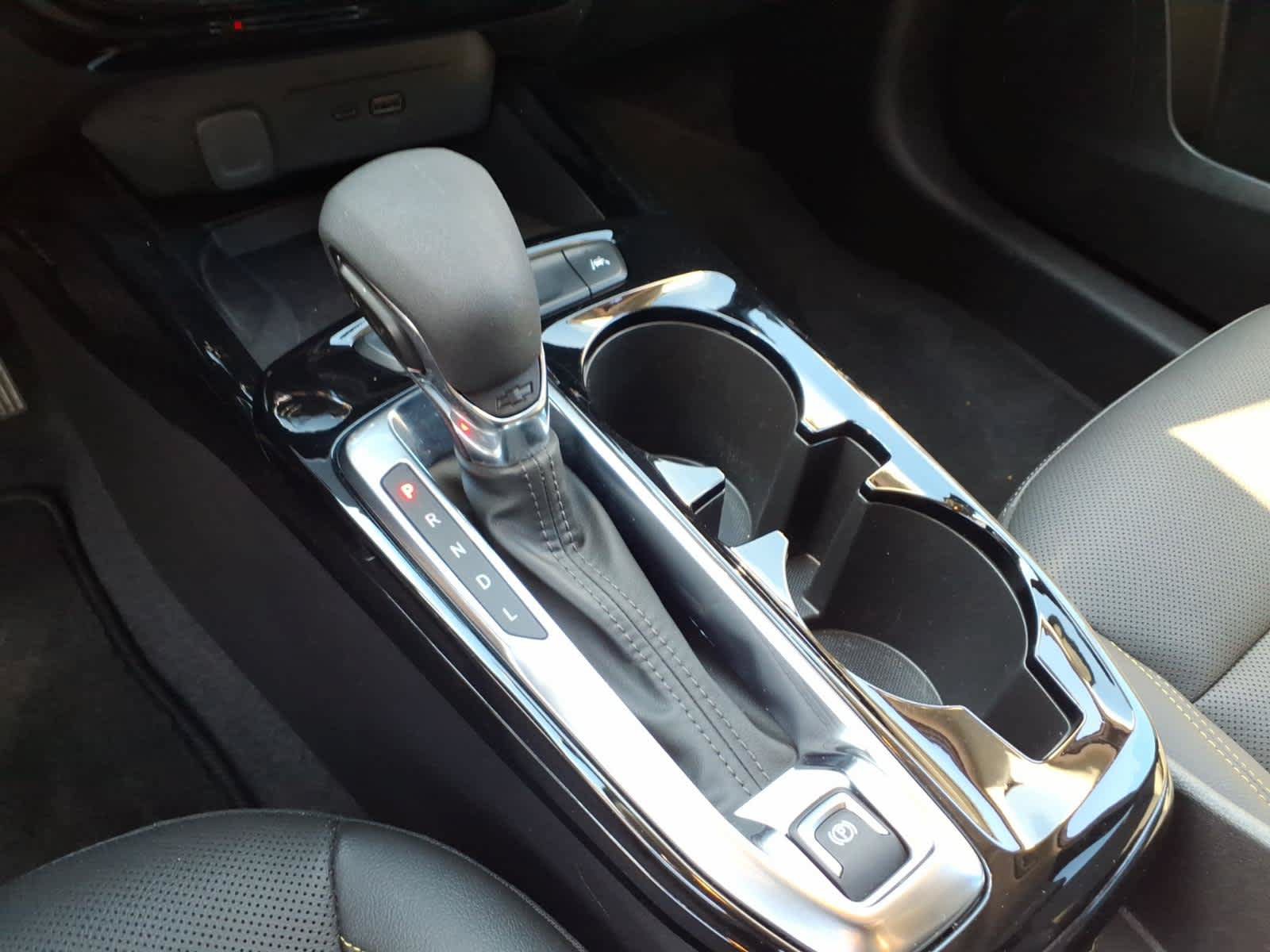 Used 2024 Chevrolet Trax ACTIV w/ Sunroof Package FWD image 14