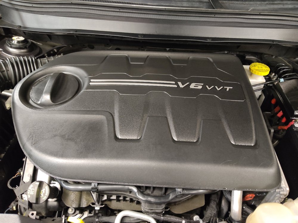 Used 2020 Jeep Cherokee Trailhawk image 30