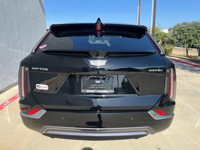 Used 2025 Cadillac Optiq Luxury 1 image 6