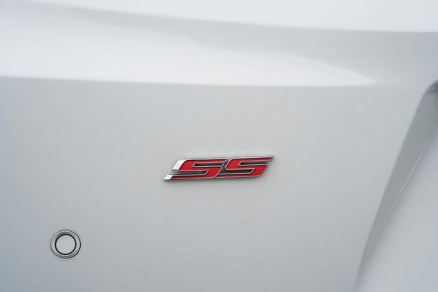 Used 2016 Chevrolet Camaro SS RWD image 9