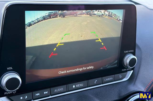 Used 2025 Nissan Sentra SR FWD image 22